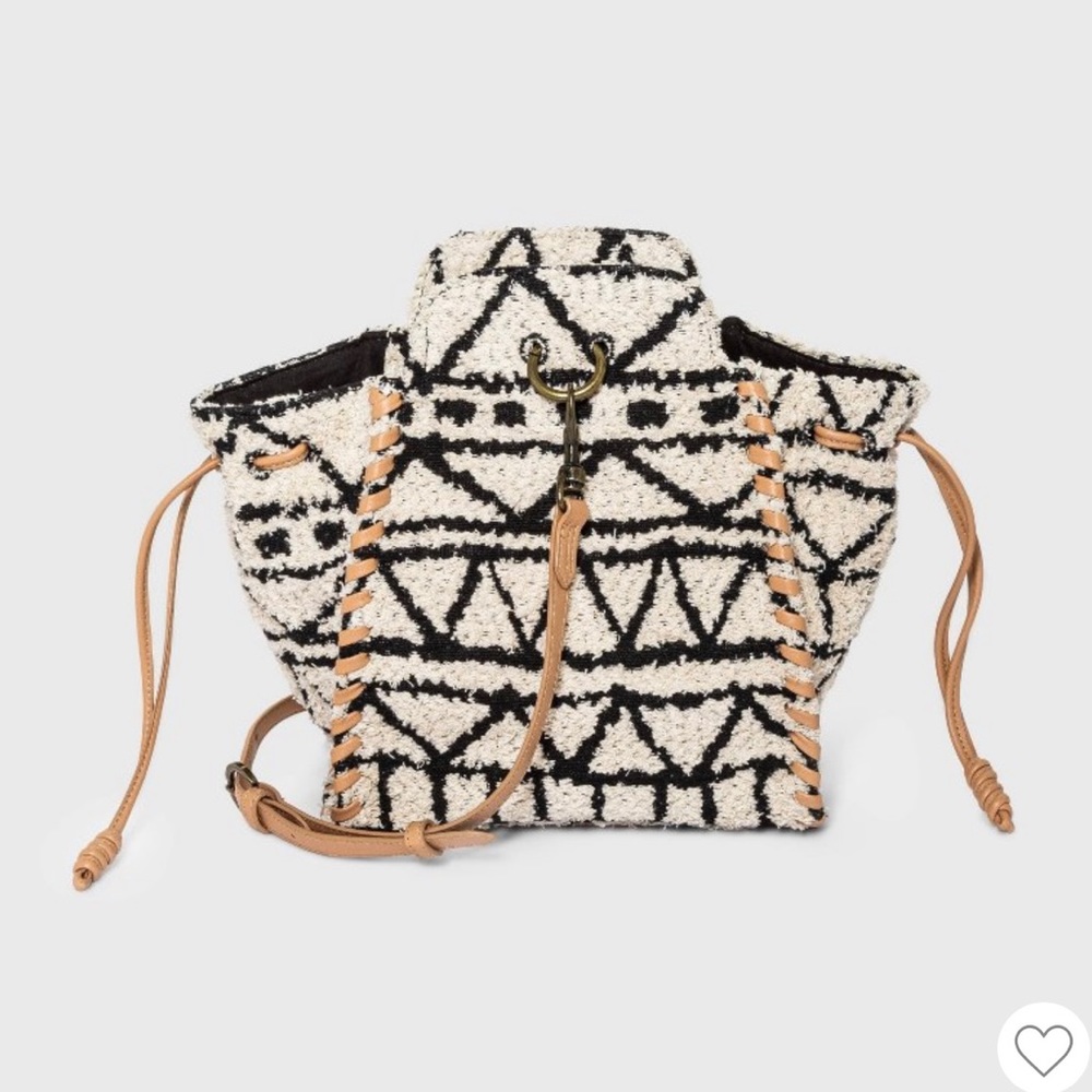 Universal threads crossbody bag